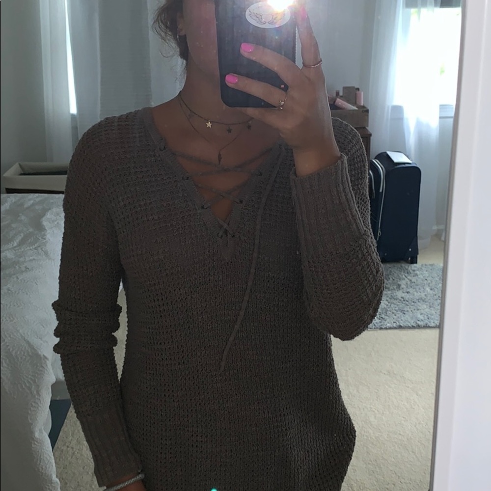 American Eagle Sweater